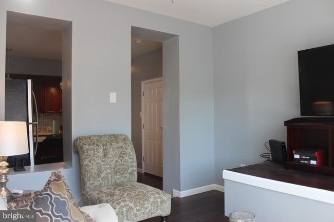 Photo - 5923 N Broad St