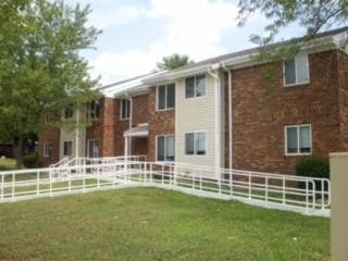 Photo - Bella Vista Senior