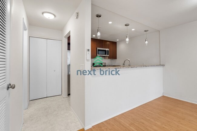 Photo - 2 BED & 1.75 BATH FOR RENT