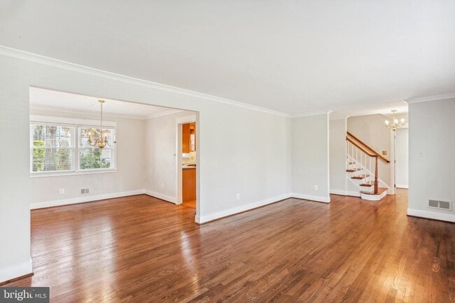 Photo - Renovated 4 Bed, 2.5 Bath in Wyngate WITH ...