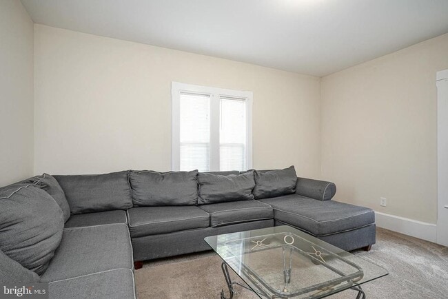 Photo - 20 Dickinson St