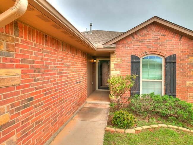 Building Photo - 3 Bed/2 Bath in Sonador of Montague Subdivision - Deer Creek Schools