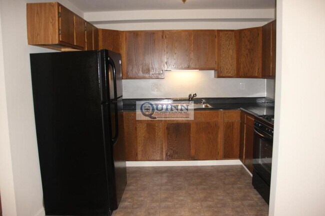 Photo - 129 E Village Rd