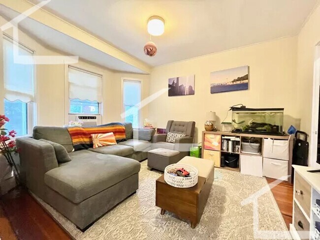 63 Franklin St