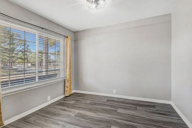 Photo - 19310 Wading River Dr