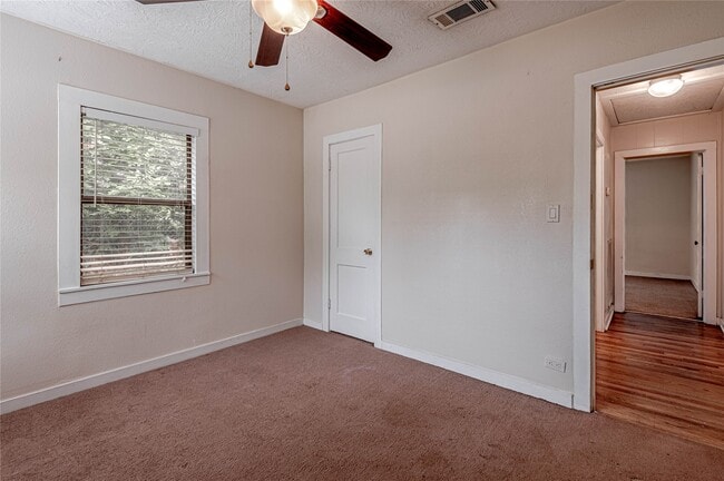 Photo - 2538 Sycamore Ave