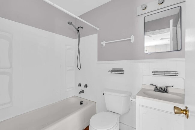 Photo - 303 Old West Point Rd