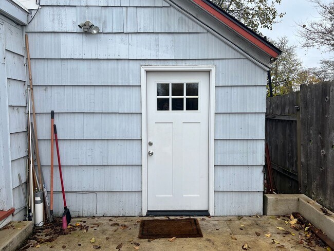 Studio Apartment in Springfield! - Studio Apartment in Springfield!