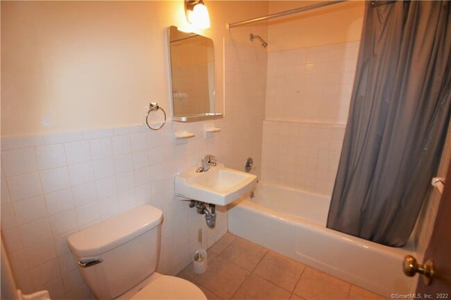 Photo - 84 Broad St Unidad G-1