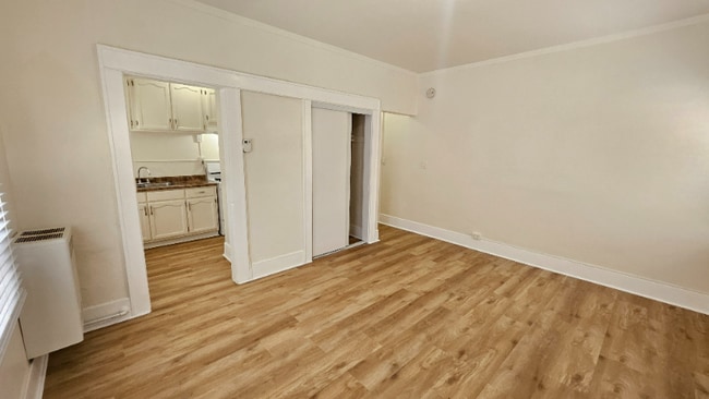 Photo - 2850 Francis Ave Unidad 07