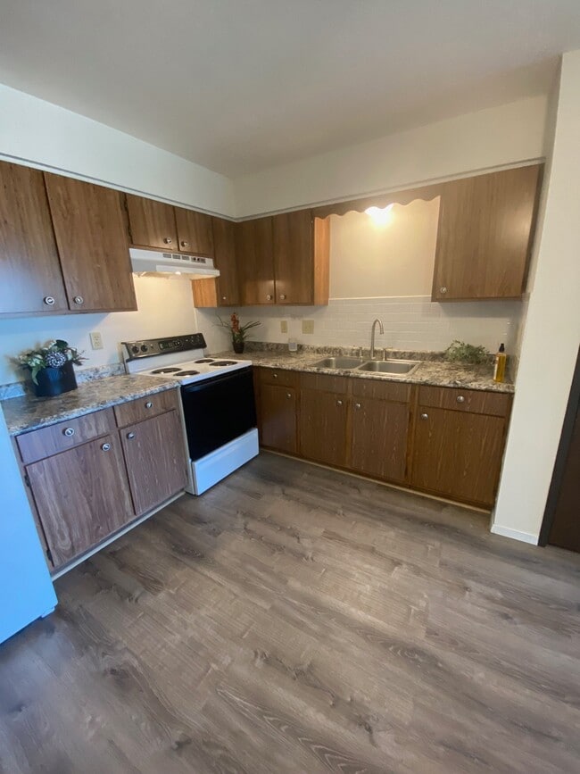 Photo - 1712 S 115 Ct Unidad 2