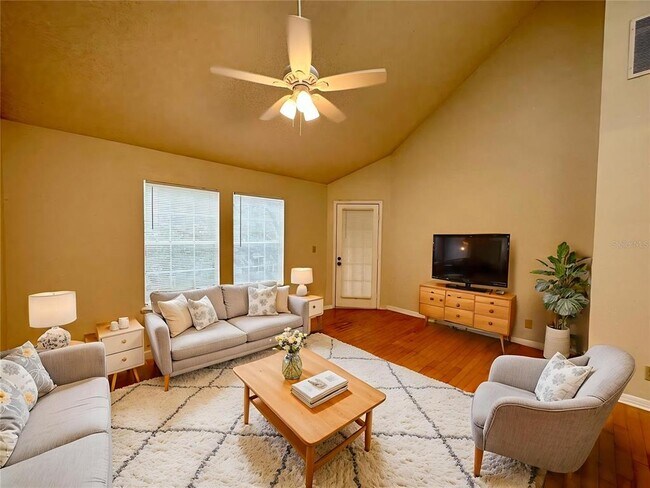 Photo - 5968 Westgate Dr Unidad 304