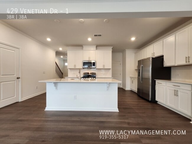 Photo - 429 Venetian Dr