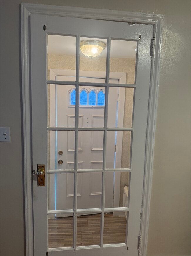 Photo - 101 N Waldinger St