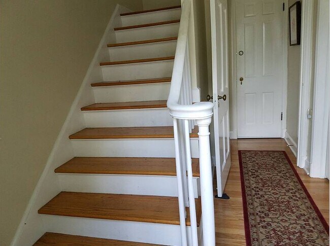 Photo - 4816 Davenport St Unidad Apt 2