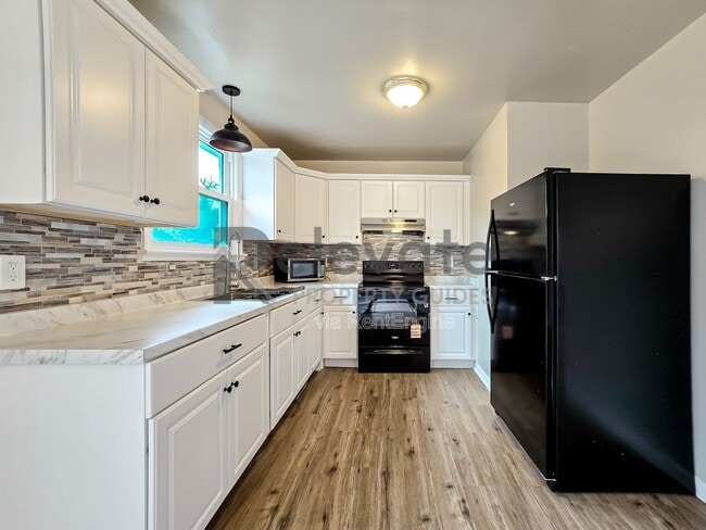 Photo - 3206 Belmont Ave