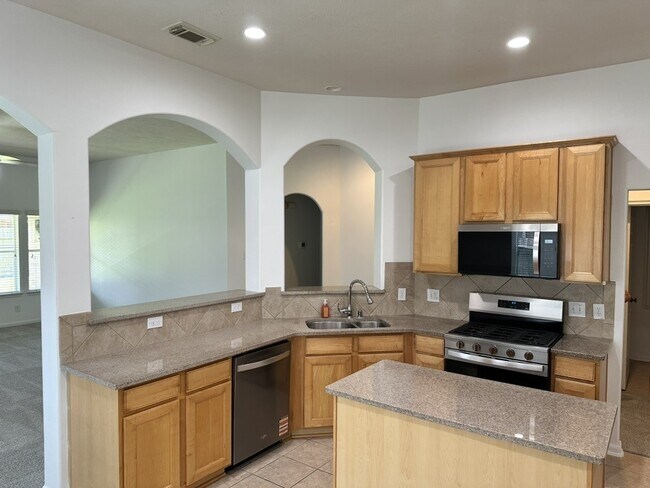 Photo - 5114 Raven Forest Ln