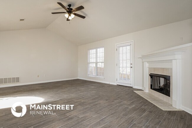 Photo - 7495 Eleanor Cove