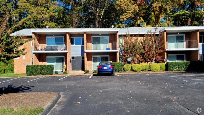 Building Photo - 1700 Carlisle Ave Rental