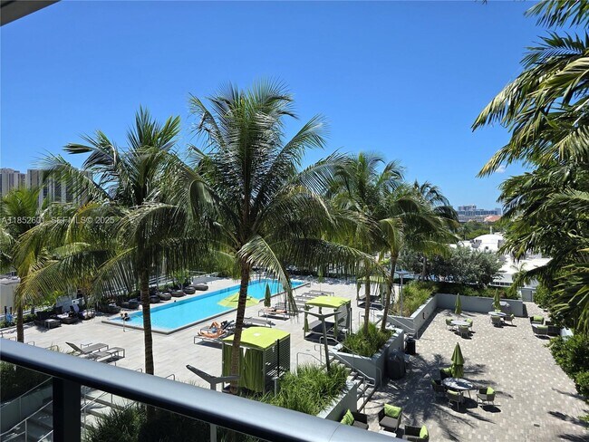 Photo - 2960 NE 207th St Unit 713