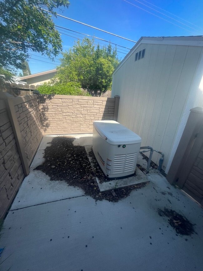 Photo - NICE OLDER HOME IN ESTABLISHED AREA