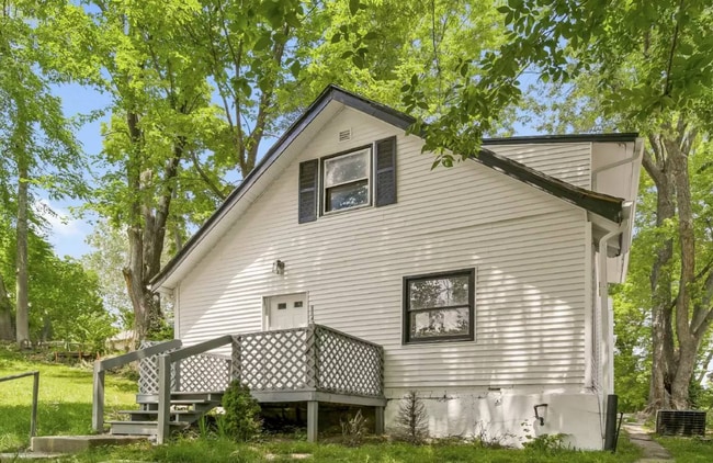 Photo - LOOK AT THIS GEM!  Schedule A Tour Today!!