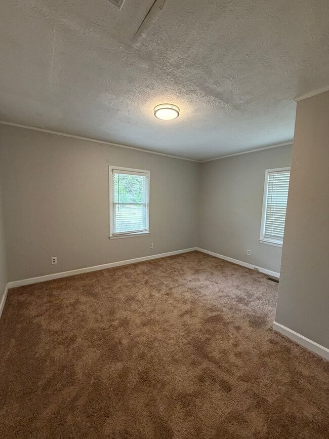 Photo - 3008 James Dail Rd