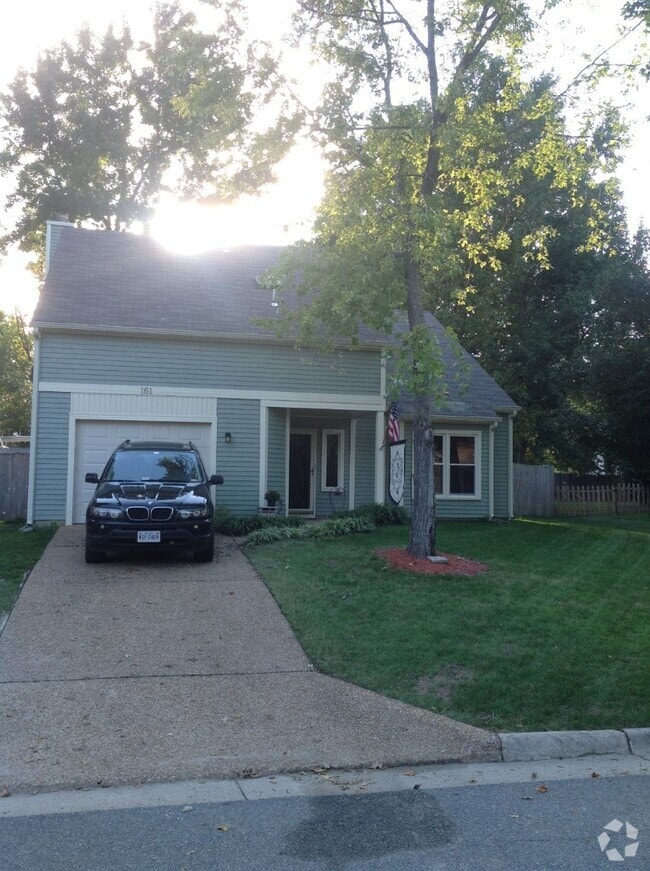 Building Photo - 161 Coventry Ln Rental