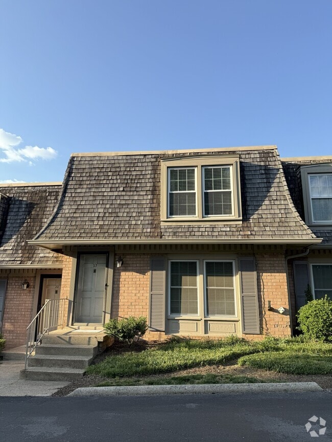 Building Photo - 3000 Hillsboro Pike Unit 23 Rental