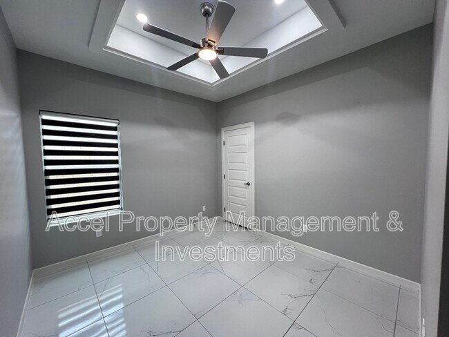 1122 Country Club Drive Unidad 4