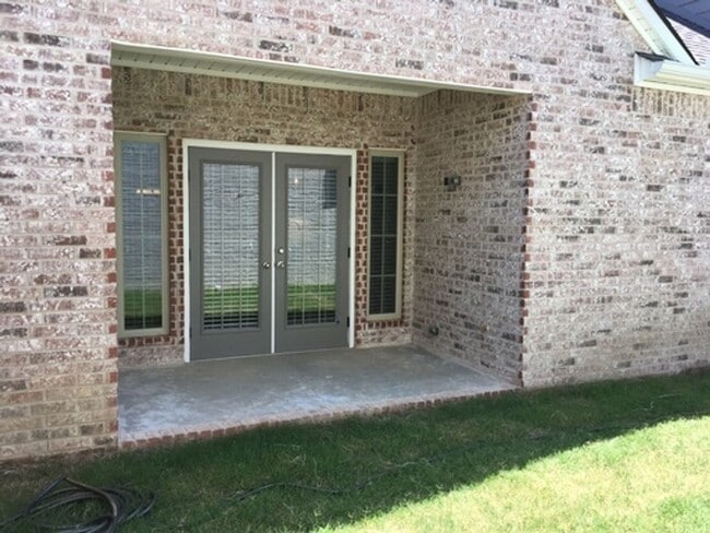 Photo - 203 N Powderhorn Dr