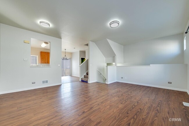 Photo - 27 Monarch Dr