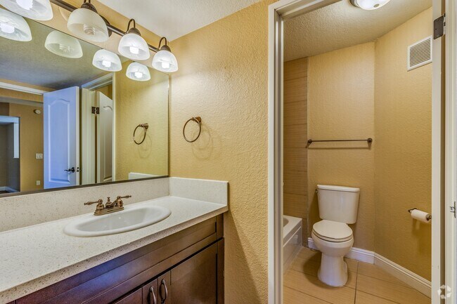 2 BR, 2 BA (Winthrop) - 960 SF - Sky Court Harbors at The Lakes Apartments