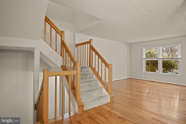 Photo - 1602 Oak Spring Way