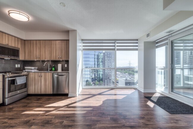 Photo - 5740 5740 Yonge St Unit 1309