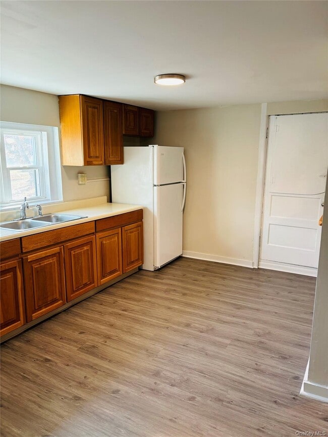 Photo - 97 Holloran Rd Unit 1