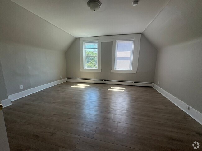 Building Photo - 254 Winthrop Ave Unit 3 Rental