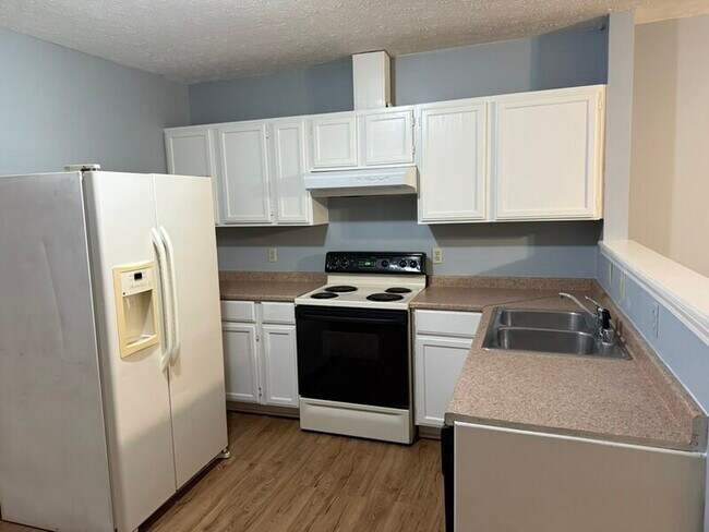 Photo - 1612 W Market St