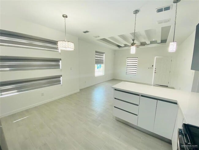 Photo - 1623 W Marlin St Unidad 3