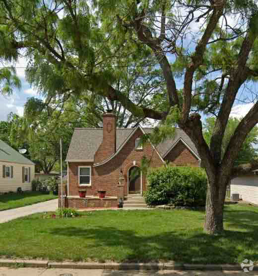 Building Photo - 1818 Lincoln St Rental