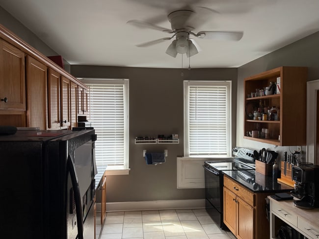 Cocina - 2472 Fairview Ave Unidad 2