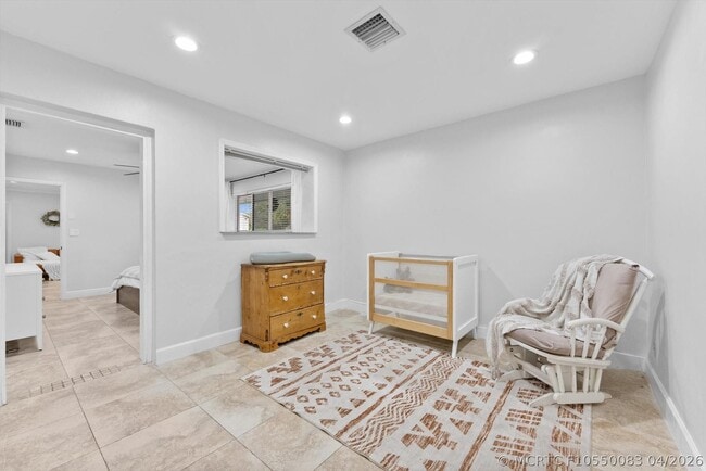 1257 NW 5th St