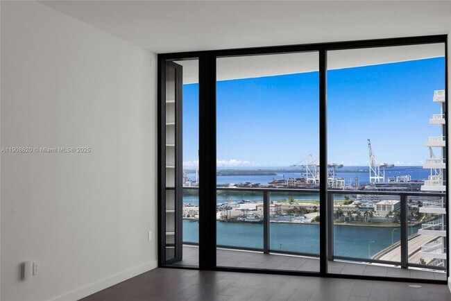 Photo - 500 Alton Rd