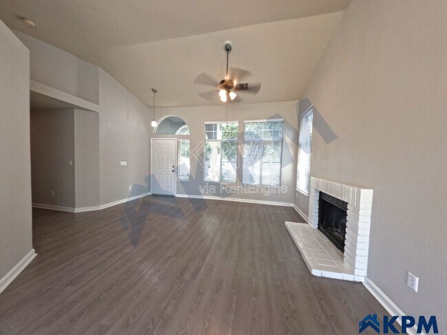 Photo - 663 Stoneridge Ct Casa