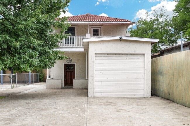 Building Photo - 125 Allsup St