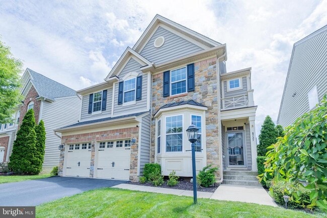 Photo - 8727 Raleigh Mews