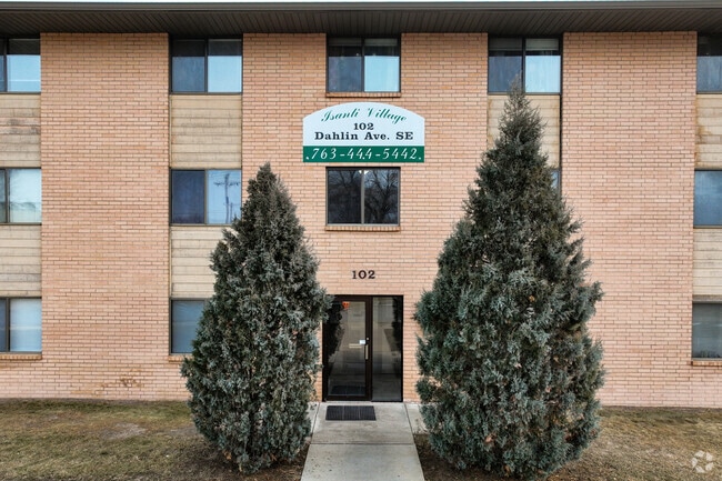 Entrance - Isanti Village II