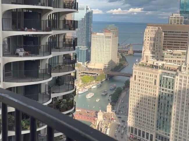 Photo - 300 N State St Unit 5008