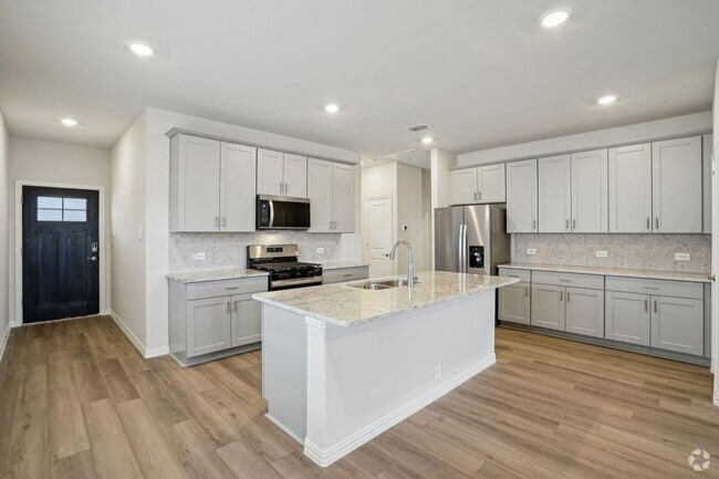 Building Photo - 115 Greenbriar Dr Rental