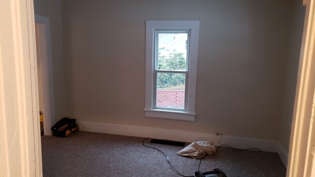 Photo - 11 Woolerton St Unit Upper 3 Bedroom